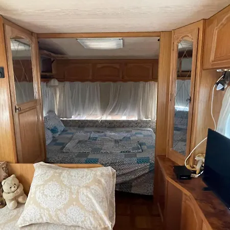 Wonderfull Sea Caravan On Gardenia Camping Campsite