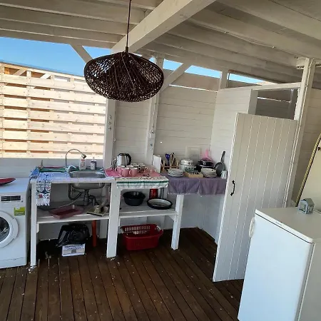 Parque de Campismo Wonderfull Sea Caravan On Gardenia Camping *